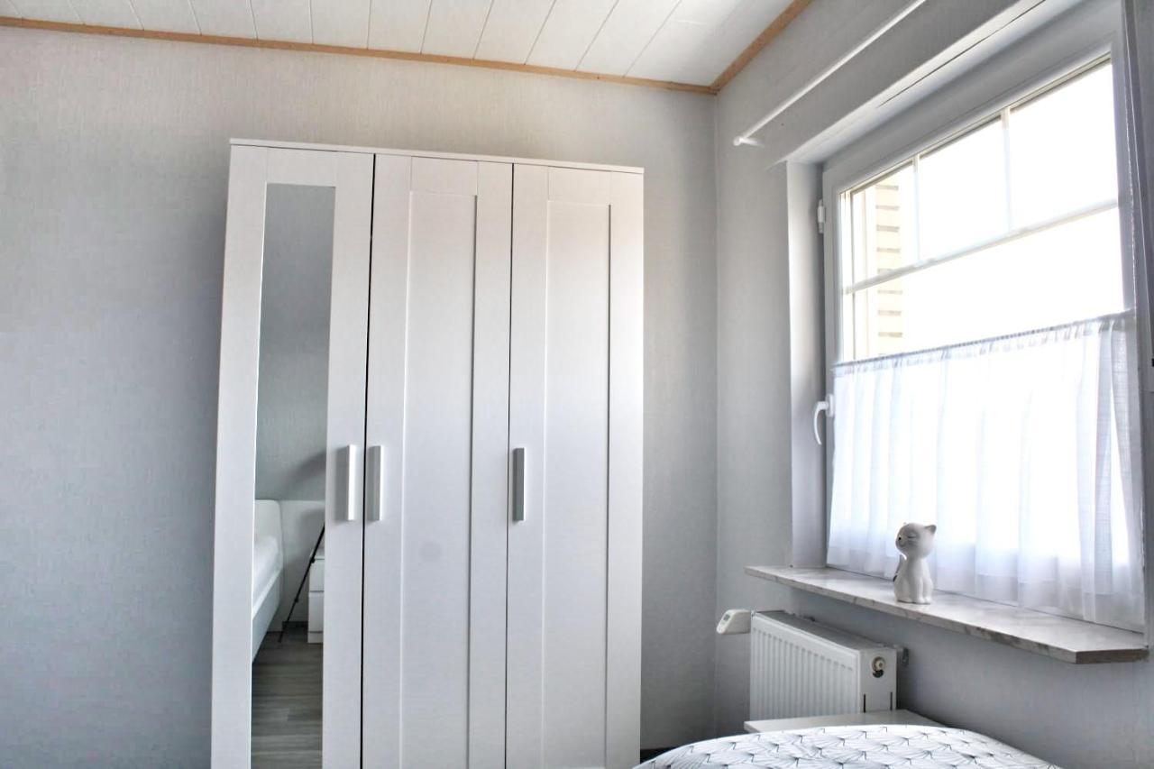 Nordsee Anker Unsere Moderne 87 Qm Ferienwohnung Mit Zwei Schlafzimmer In Norden Ortsteil Ostermarsch Luaran gambar