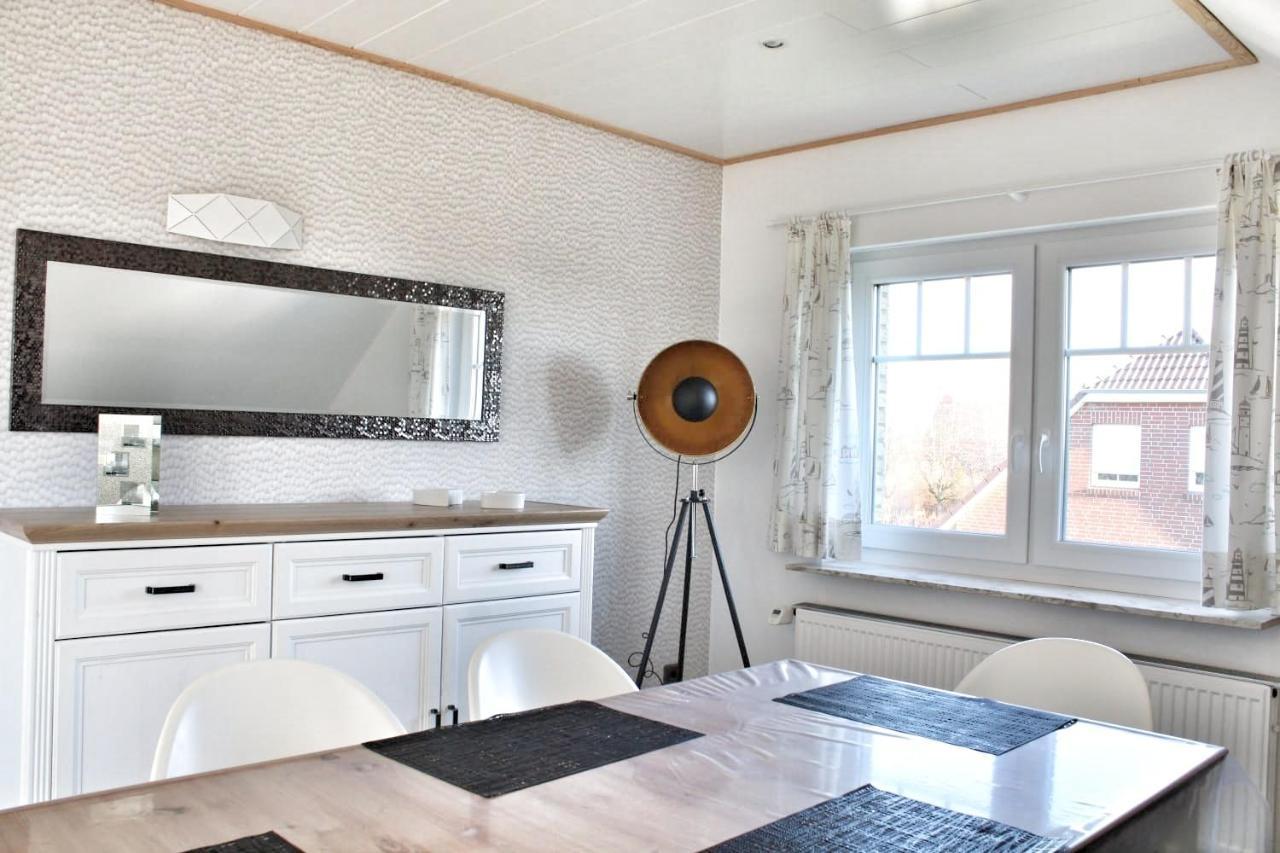 Nordsee Anker Unsere Moderne 87 Qm Ferienwohnung Mit Zwei Schlafzimmer In Norden Ortsteil Ostermarsch Luaran gambar